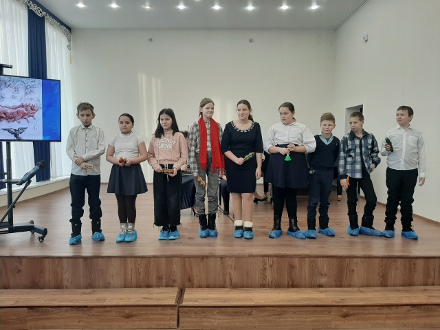 В ДРУЖБЕ С ИСКУССТВОМ.